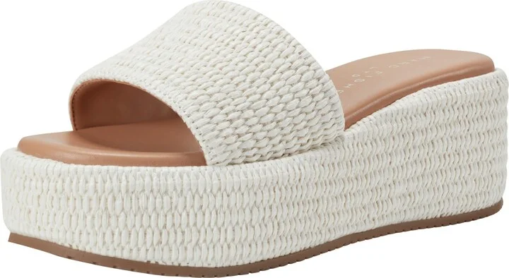 Marc Fisher LTD Women's Daylin Wedge Sandal