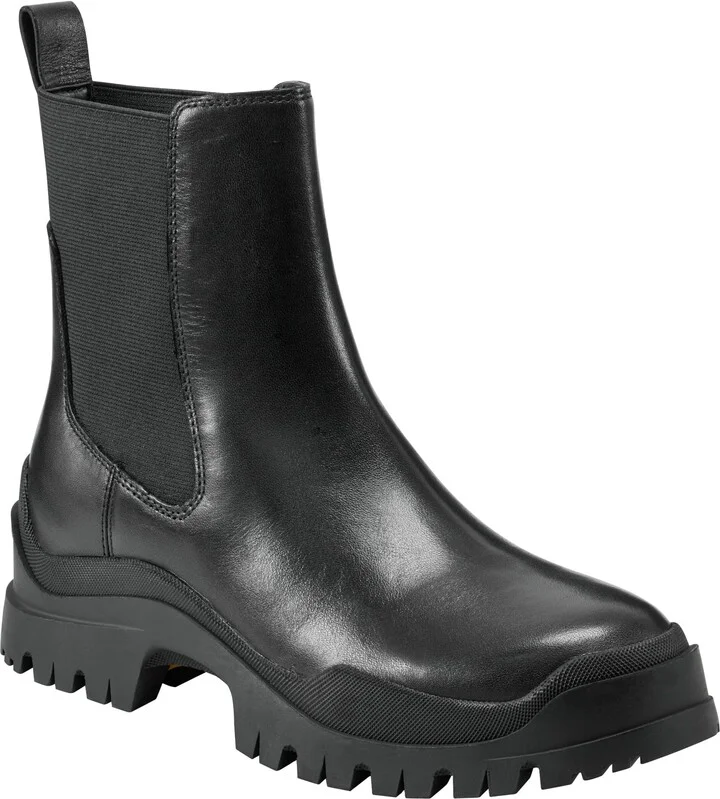 Black Leather 002