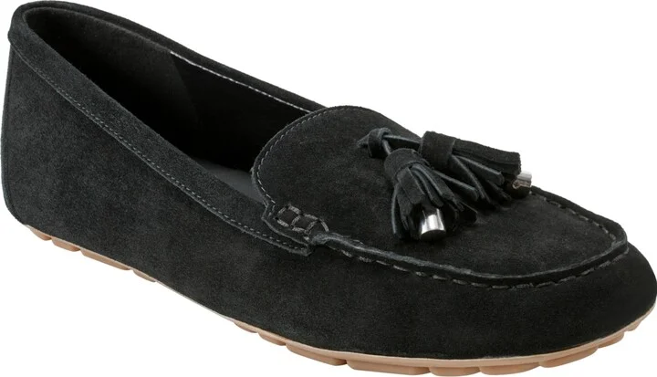 Marc Fisher Ltd Women's Layney Slip-On Tassel Loafers