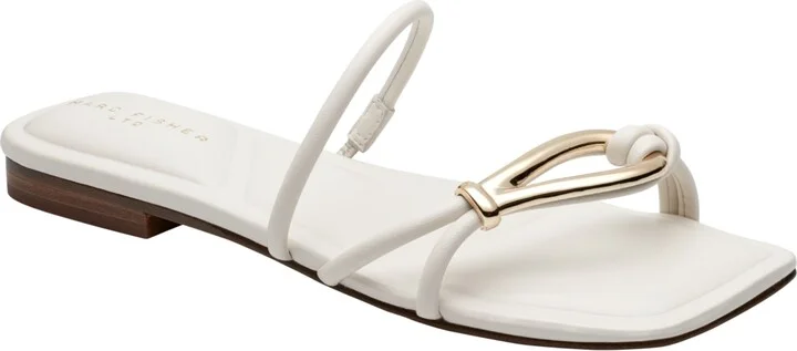 Marc Fisher Ltd Women's Mazza Square Toe Flat Sandals