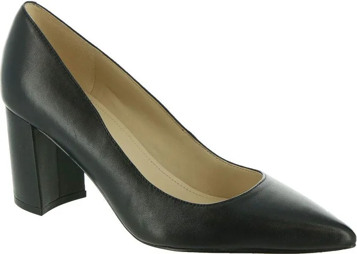 Marc Fisher Women's Claire Pump
