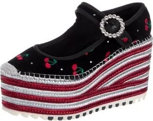 Marc Jacobs - Image 2