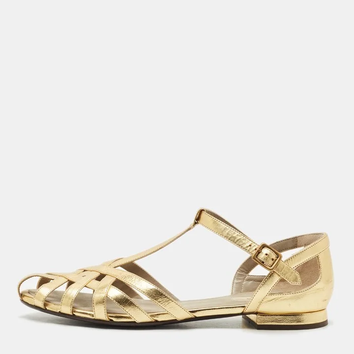 Marc Jacobs Gold Leather T Strap Flat Sandals Size 40.5