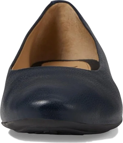 Marc Joseph New York Bedford ST Women's Shoes Navy Napa : 7 M, Leather/Rubber - Image 2