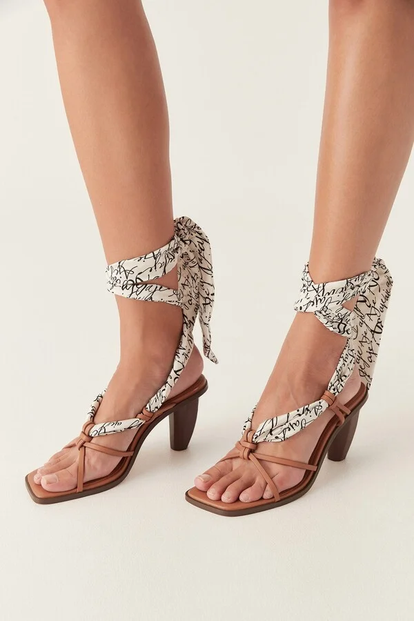 Maren Logo Tie Heel In Colour Ivory/Tan Size 36