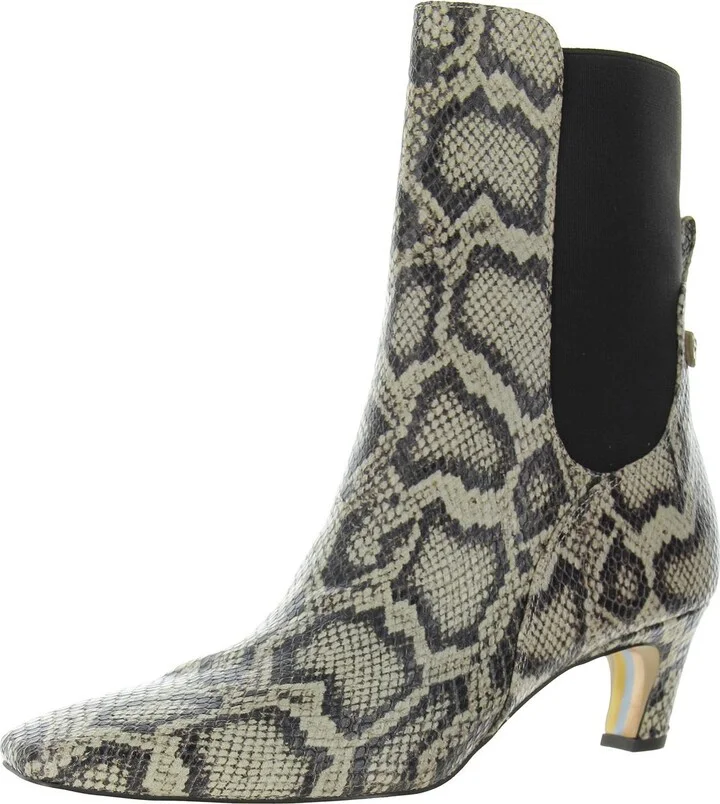 Margo Womens Stretch Leather Chelsea Boots