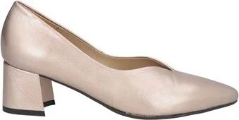 Marian Woman Pumps