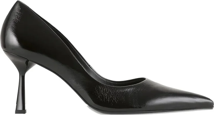 Marilyn pumps