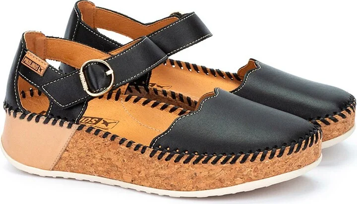 Marina Wedge Flat
