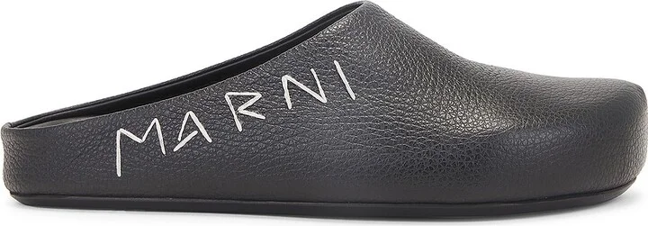 Marni Fussbett Sabot in Black