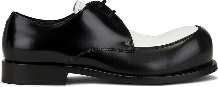 Marni Laced Shoe in Black