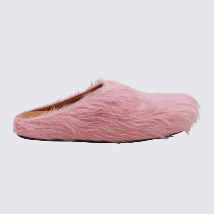 PINK GUMMY