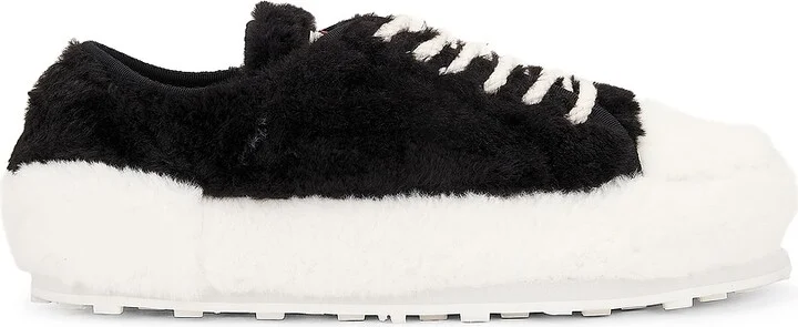 Marni Sneakers in Black