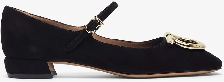 Marry 2 black pumps