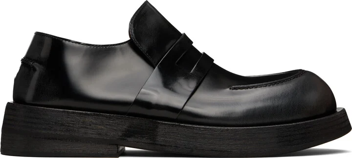 BLACK-LEAD