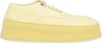 Pastel yellow