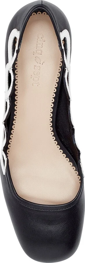 Martine Block Heel Pump - Image 3