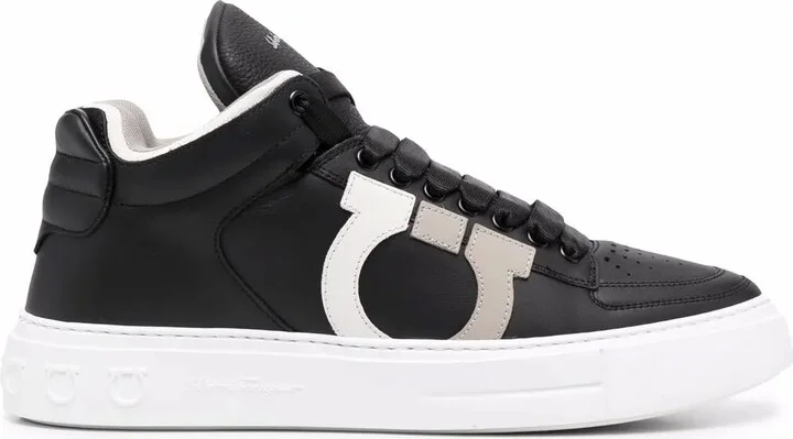 Marvelous low-top sneakers