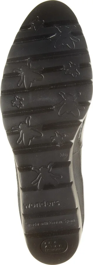 Mary Jane Platform Wedge Pump - Image 6