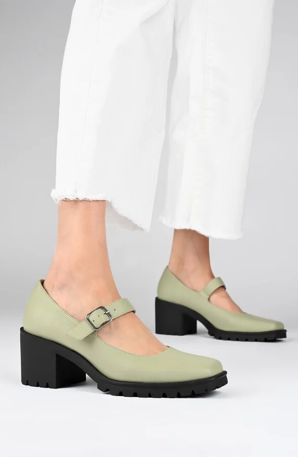 Mary Jane Pump - Image 10