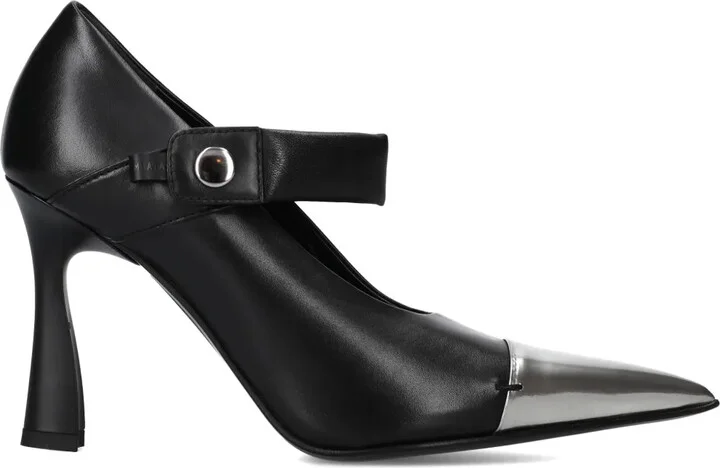 Mary Jane pumps