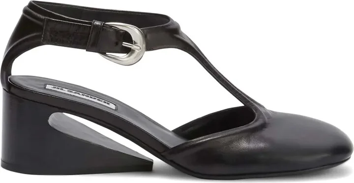 Mary Jane pumps