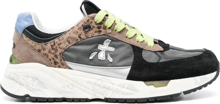 Mase logo-patch sneakers