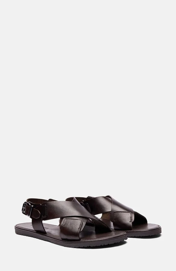 Massimo Sandals