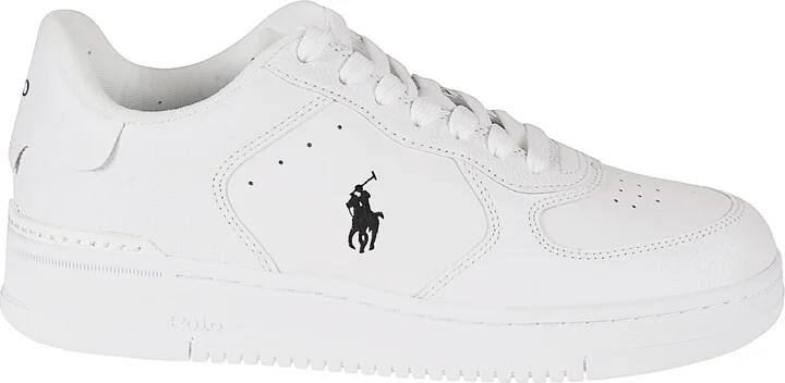 Masters Sneakers