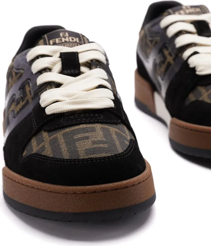Match sneakers - Image 5