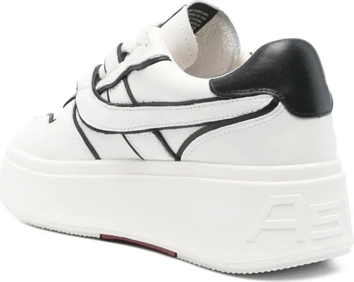 Match sneakers - Image 3