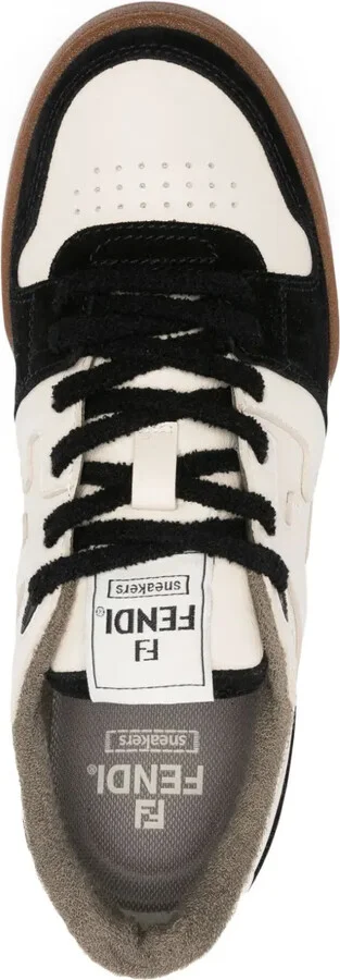 Match sneakers - Image 4