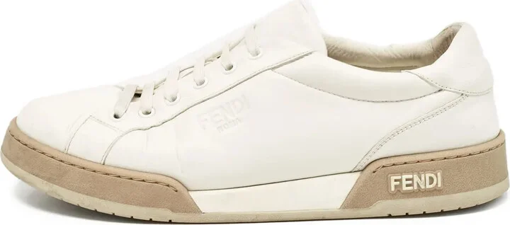 Match sneakers