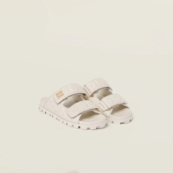 Matelassé nappa leather slides