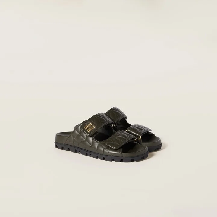 Matelassé nappa leather slides