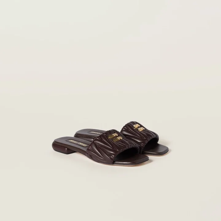 Matelassé nappa leather slides