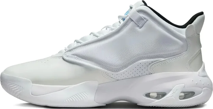 Max Aura 4 sneakers