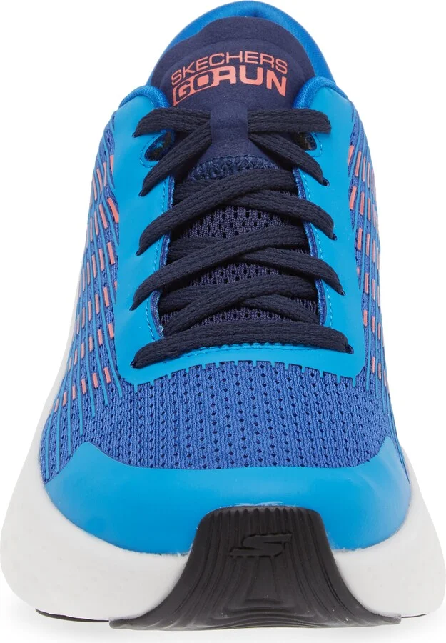Max Cushioning Hyper Craze Sneaker - Image 3