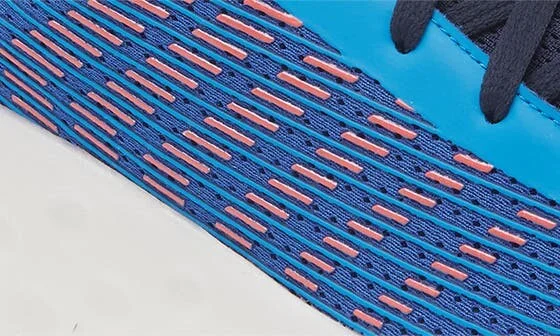 Max Cushioning Hyper Craze Sneaker - Image 7