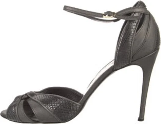 Max Mara