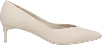 Max Mara Woman Pumps