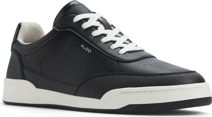 Maxi Low Top Sneaker