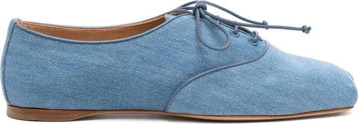 Maya lace-up shoes