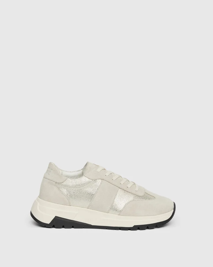 Maya Sneaker