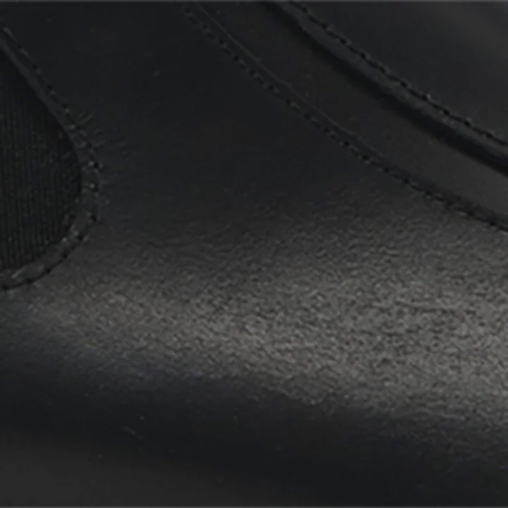 McQueen Leather Sofa Chelsea Boots - Image 4