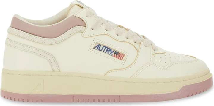 "Med-Way" Sneaker