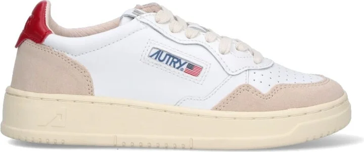 medalist 01 Low Sneakers
