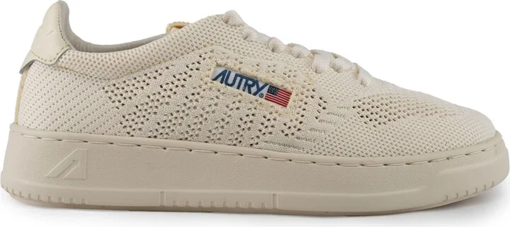 Medalist Easeknit Low Sneakers In Perforated Fabric
