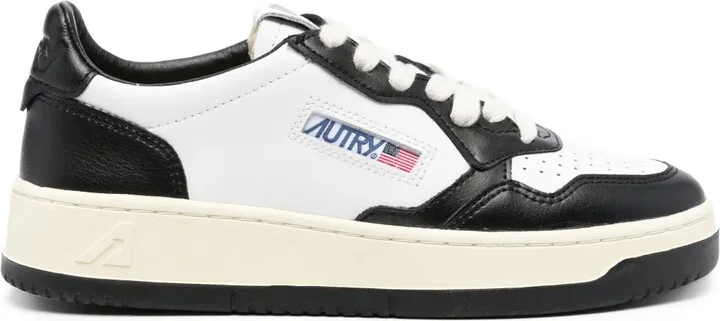 Medalist leather sneakers
