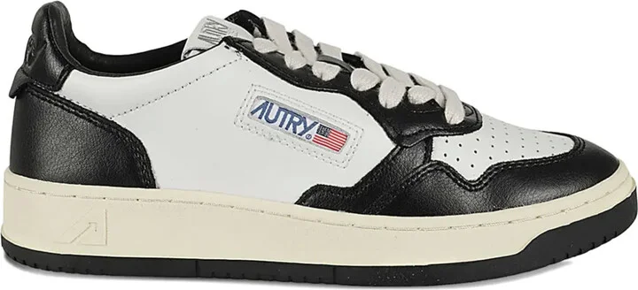 Medalist leather sneakers